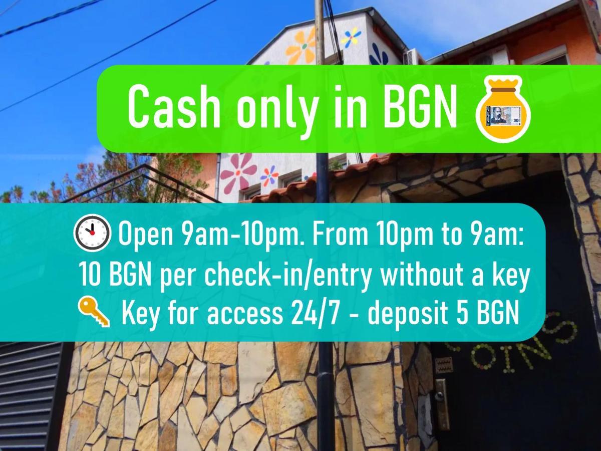 10 Coins Hostel & Tours Sofia Ngoại thất bức ảnh