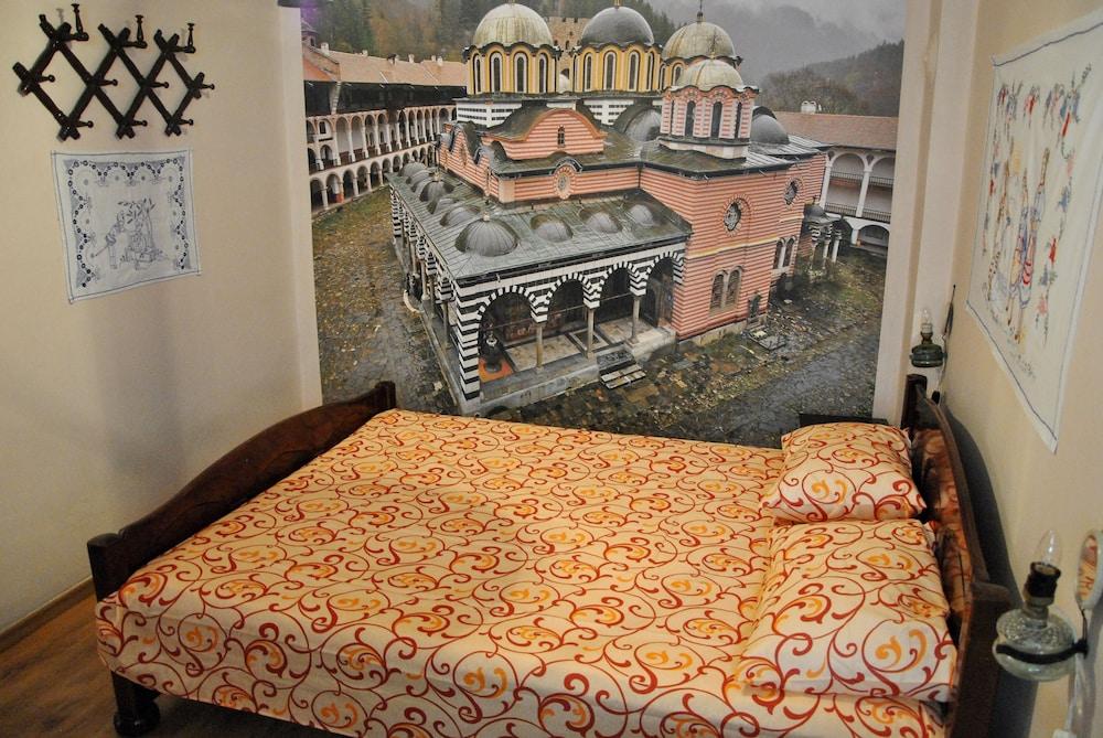 10 Coins Hostel & Tours Sofia Ngoại thất bức ảnh