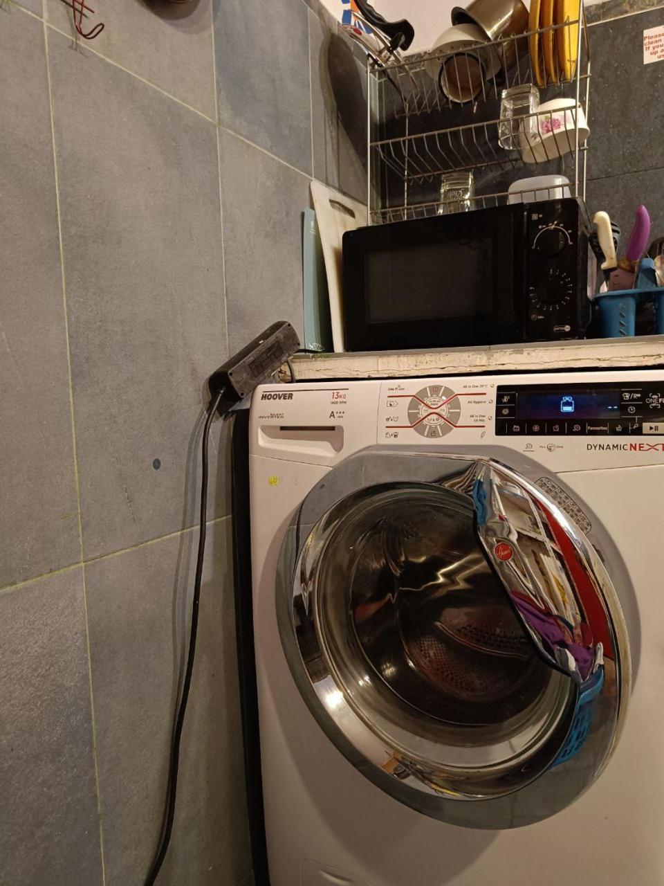 10 Coins Hostel & Tours Sofia Ngoại thất bức ảnh